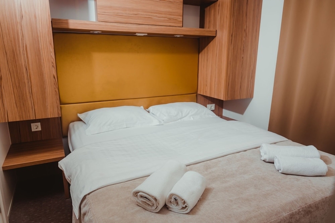 Imagen de la habitación del Hotel Poseidon Mobile Home Resort - Campsite. Foto 4
