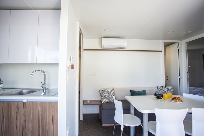 Imagen de la habitación del Hotel Poseidon Mobile Home Resort - Campsite. Foto 15