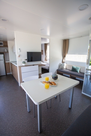 Imagen de la habitación del Hotel Poseidon Mobile Home Resort - Campsite. Foto 17
