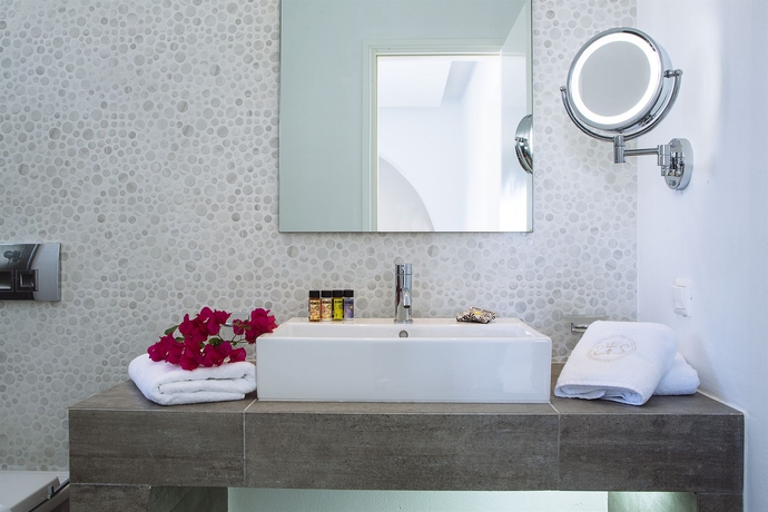 Imagen de la habitación del Hotel Poseidon Of Paros. Foto 2