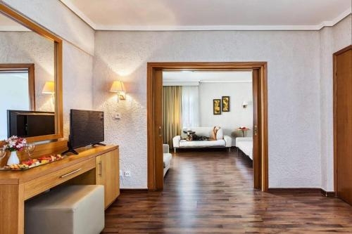 Imagen de la habitación del Hotel Poseidon Palace, Plaka. Foto 8