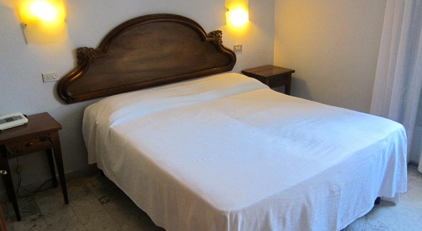 Imagen de la habitación del Hotel Poseidon, Pietrasanta. Foto 3