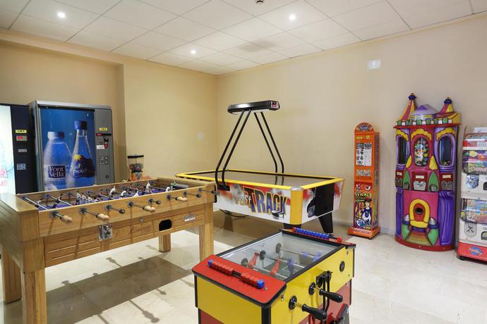 Imagen de los interiores del Hotel Poseidon Playa. Foto 11