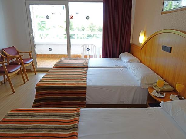 Imagen de la habitación del Hotel Poseidon Resort, Benidorm - Playa Levante. Foto 7