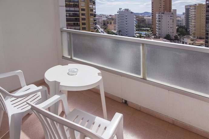 Imagen de la habitación del Hotel Poseidon Resort, Benidorm - Playa Levante. Foto 10