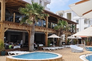 Imagen del bar/restaurante del Hotel Poseidon Suites Bodrum. Foto 6