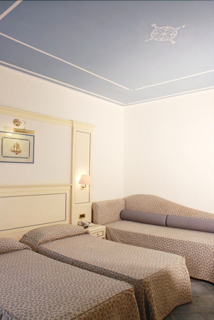 Imagen de la habitación del Hotel Poseidon, Terracina. Foto 8