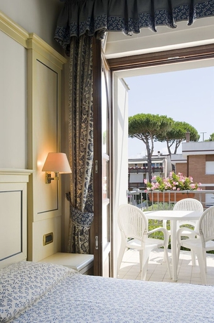 Imagen de la habitación del Hotel Poseidon, Terracina. Foto 13
