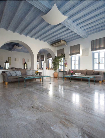 Imagen del bar/restaurante del Hotel Poseidon and Suites. Foto 2