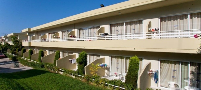 Imagen de los exteriores del Hotel Poseidonia Apartments. Foto 11