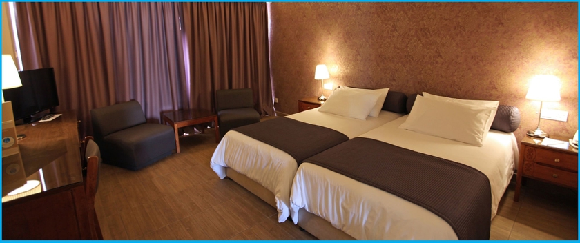 Imagen de la habitación del Hotel Poseidonia Beach. Foto 5