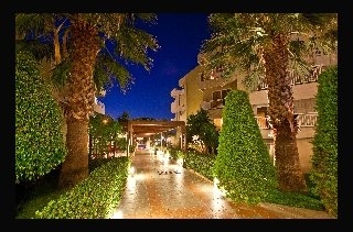 Imagen de la habitación del Hotel Poseidonia, Ialissos. Foto 7