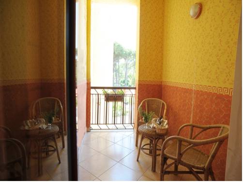Imagen de la habitación del Hotel Poseidonia Mare. Foto 4