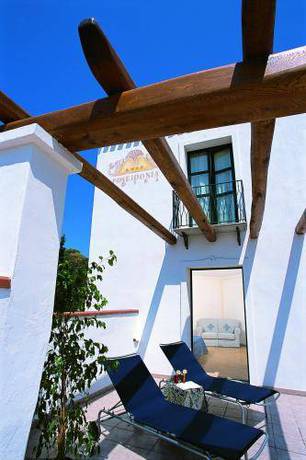 Imagen de la habitación del Hotel Poseidonia, Tortoli. Foto 12