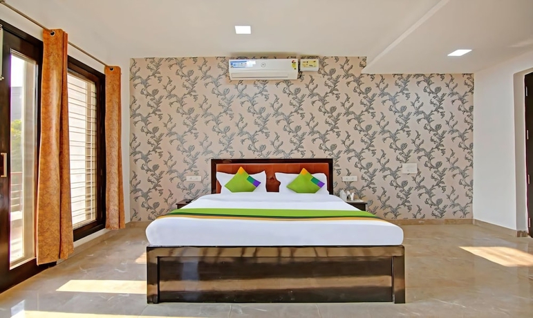 Imagen de la habitación del Hotel Posh Classic, sector 45, millenium city centre, gurugram. Foto 8
