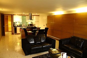 Imagen de los interiores del Hotel Posh Pads At The Casartelli. Foto 14