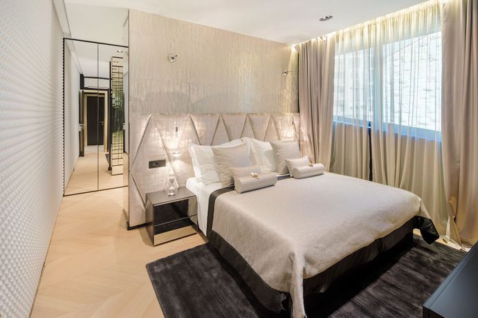Imagen de la habitación del Hotel Posh Residence Luxury Suites. Foto 3