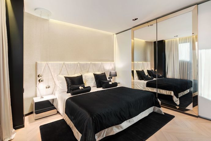 Imagen de la habitación del Hotel Posh Residence Luxury Suites. Foto 5