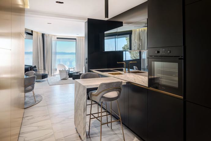 Imagen de la habitación del Hotel Posh Residence Luxury Suites. Foto 8