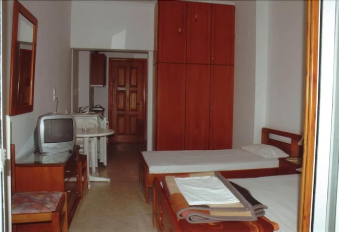Imagen de la habitación del Hotel Posidonia Pension. Foto 9