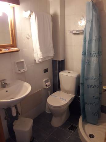 Imagen de la habitación del Hotel Posidonia Pension. Foto 10