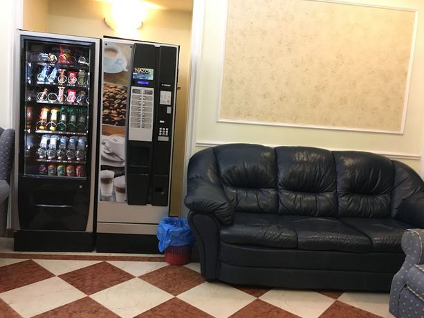 Imagen de los interiores del Hotel Positano. Foto 17