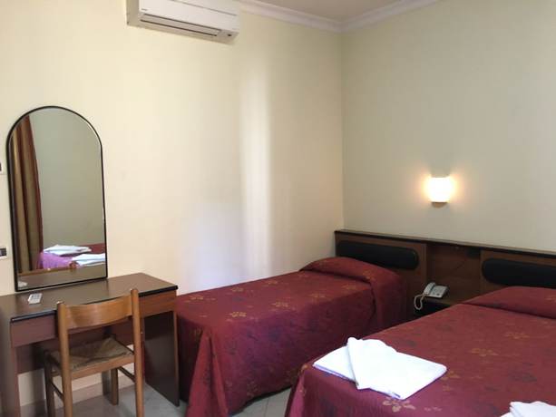 Imagen de la habitación del Hotel Positano, Termini. Foto 3