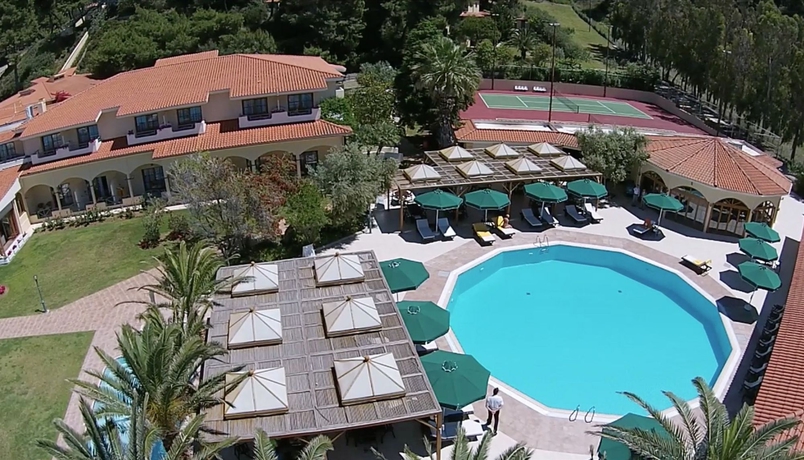 Imagen de la piscina del Hotel Possidi Holidays Resort and Suite. Foto 13