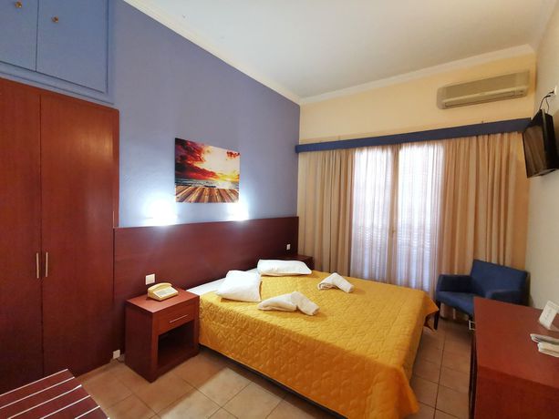 Imagen de la habitación del Hotel Possidon. Foto 14