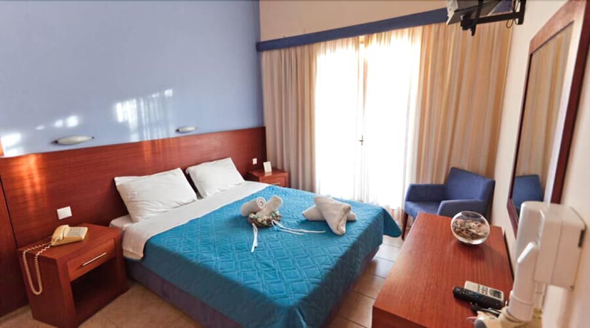 Imagen de la habitación del Hotel Possidon. Foto 18