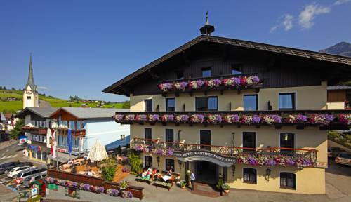 Imagen de la habitación del Hotel Post, ABTENAU. Foto 2