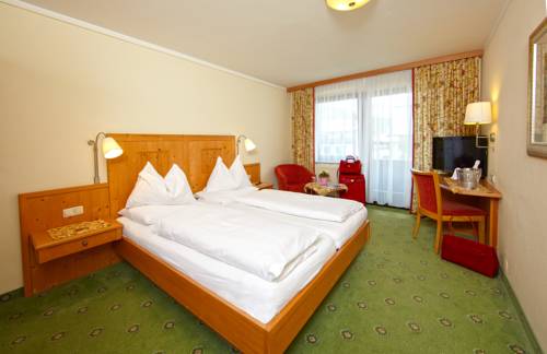 Imagen de la habitación del Hotel Post, ABTENAU. Foto 4