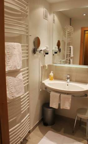 Imagen de la habitación del Hotel Post, ABTENAU. Foto 10