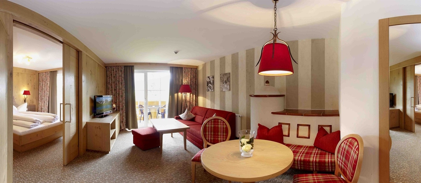 Imagen de los interiores del Hotel Post, Bach. Foto 13