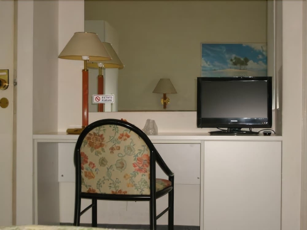 Imagen de la habitación del Hotel Post, Bergamo. Foto 14