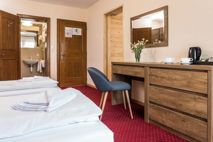 Imagen de la habitación del Hotel Post Fusch. Foto 8