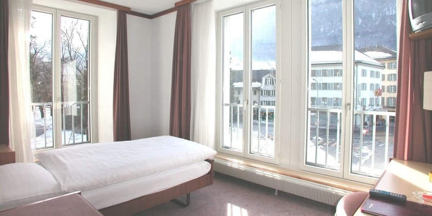 Imagen de la habitación del Hotel Post Glarnerhof. Foto 11