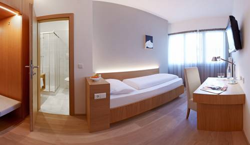 Imagen de la habitación del Hotel Post Gries. Foto 7