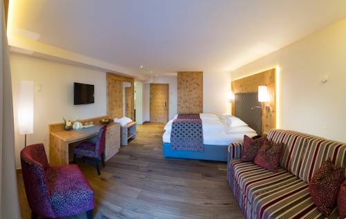 Imagen de la habitación del Hotel Post, Kaltenbach. Foto 7