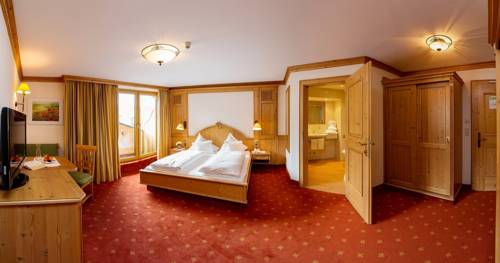 Imagen de la habitación del Hotel Post, Kaltenbach. Foto 9