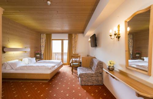 Imagen de la habitación del Hotel Post, Kaltenbach. Foto 11