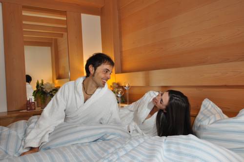 Imagen de la habitación del Hotel Post Ristorante Tyrol. Foto 13