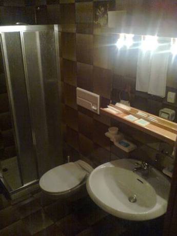 Imagen de la habitación del Hotel Post Ristorante Tyrol. Foto 14