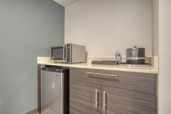 Imagen de la habitación del Hotel Post Time Inn. Foto 13