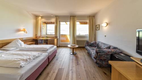Imagen de la habitación del Hotel Post, Valdaora. Foto 4