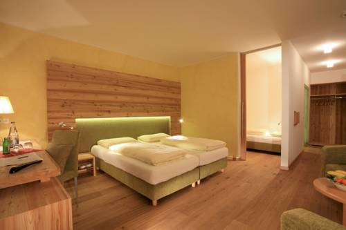Imagen de la habitación del Hotel Post, Valdaora. Foto 15