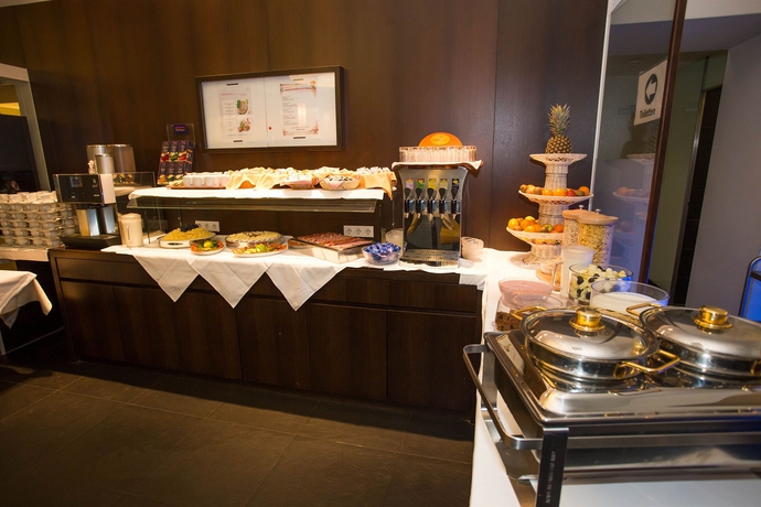 Imagen del bar/restaurante del Hotel Post, Viena. Foto 3