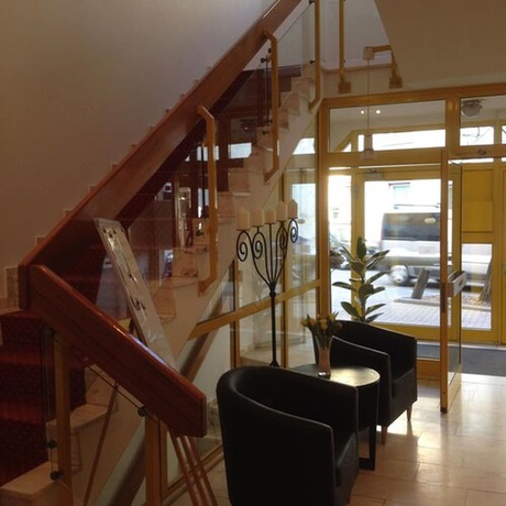 Imagen de los interiores del Hotel Post Viernheim UG. Foto 20