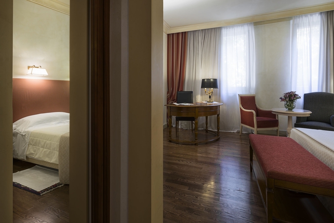 Imagen de los interiores del Hotel Posta Donini 1579 Una Esperienze. Foto 14