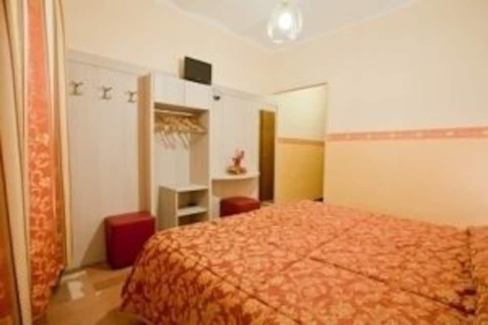 Imagen de la habitación del Hotel Posta Panoramic. Foto 10